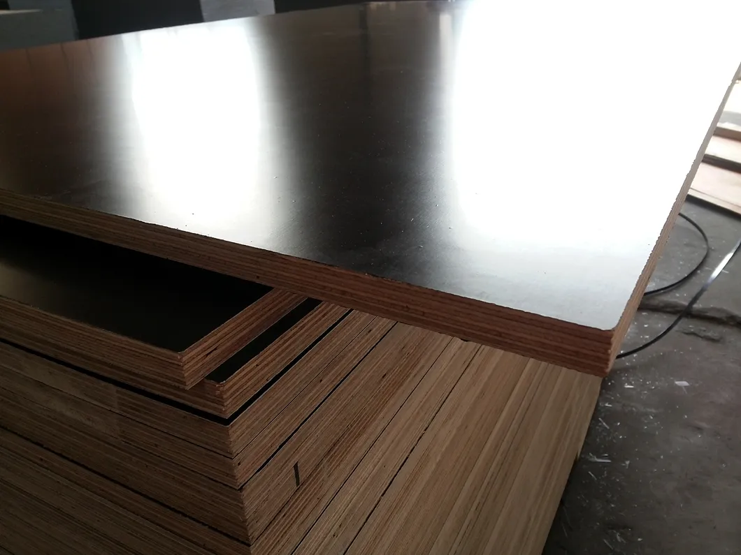 1200× 1800× 17mm F17 Formply with Bsi Certificate