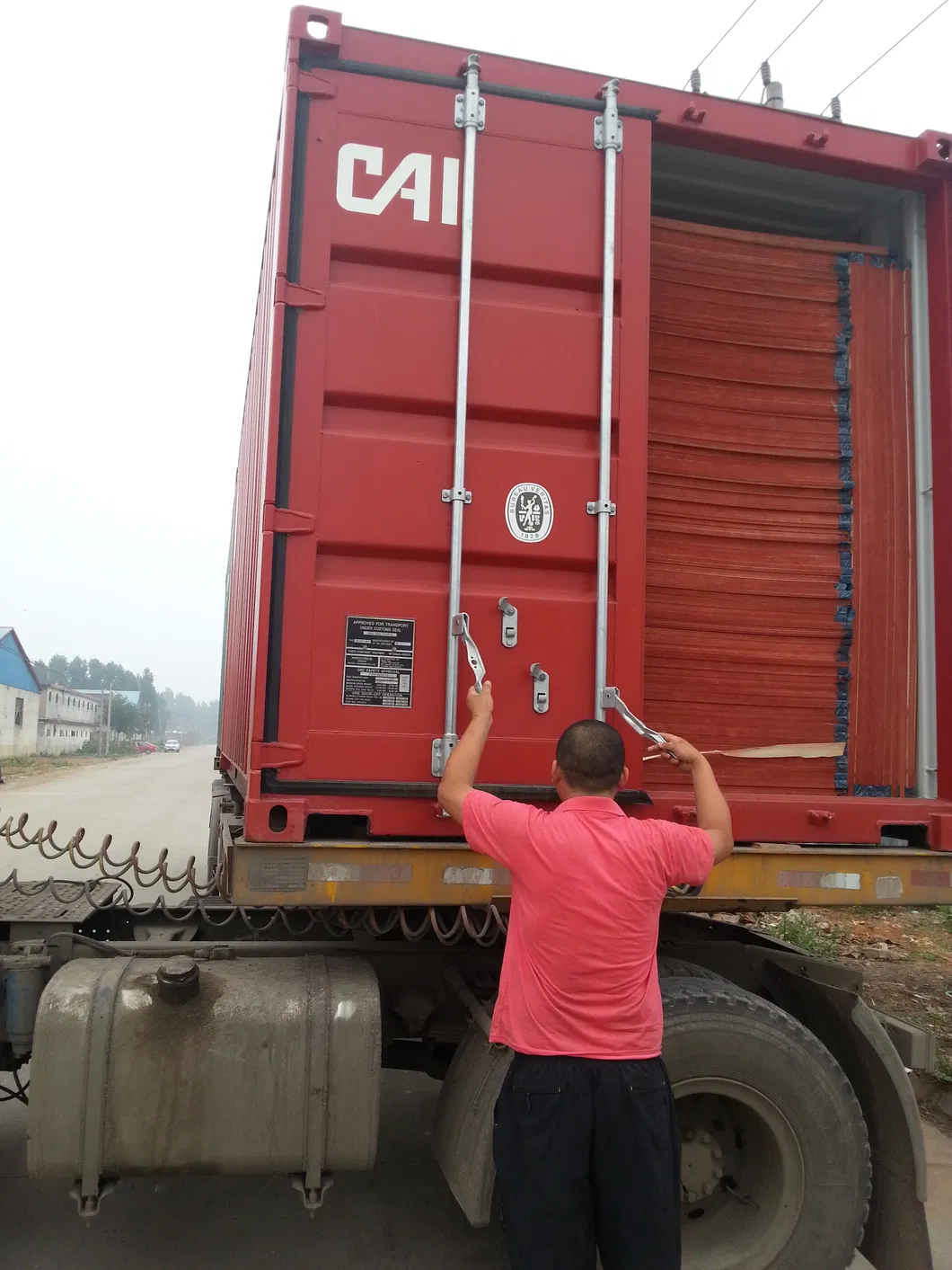 1220*2440*17mm Black Film Faced Plywood WBP Glue Finger Joint Core for Construction