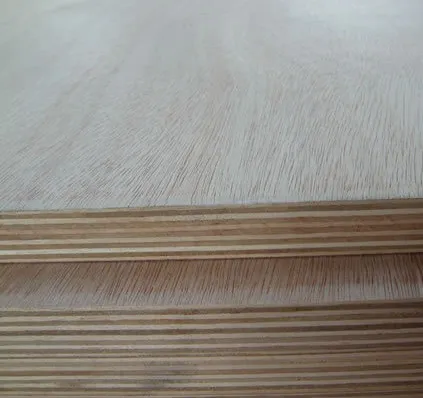 1220*2440*3-25mm Bintangor Plywood with Poplar Core for Furniture and Construction