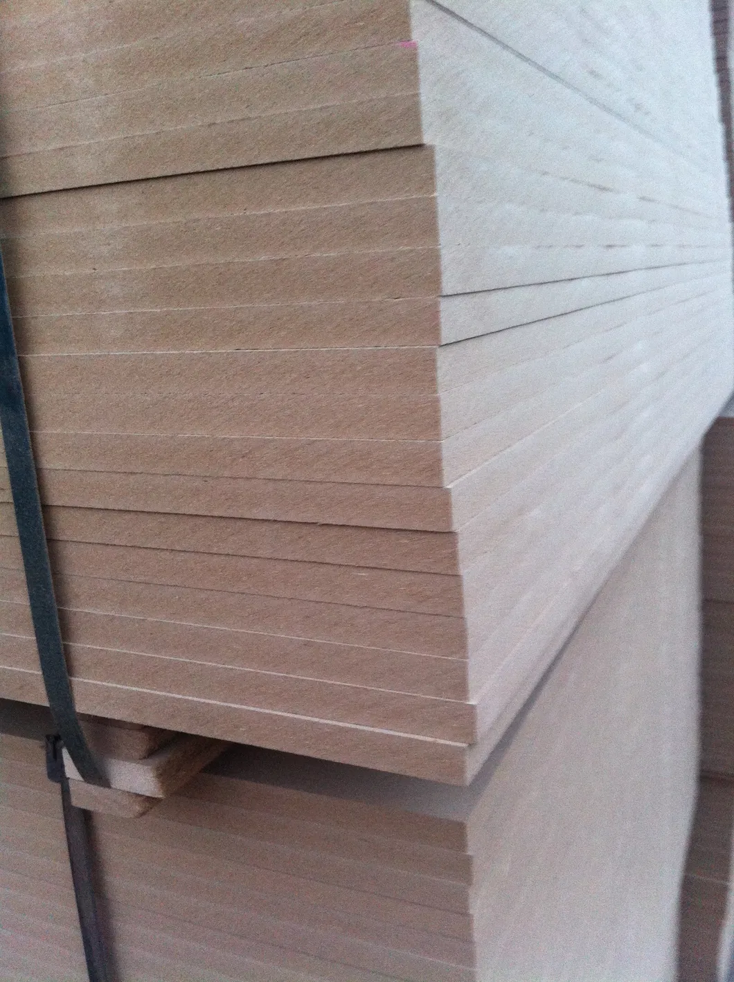 1220*2440*3mm China Manufacture Sell Raw MDF Plain MDF E2 Glue