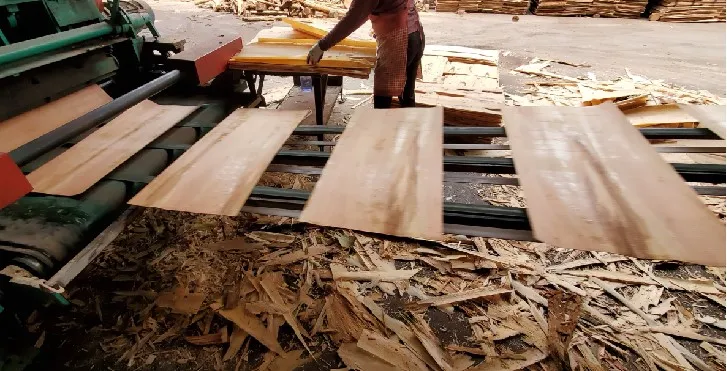 Waterproof Brown Black Film Faced Shuttering Plywood for Construction